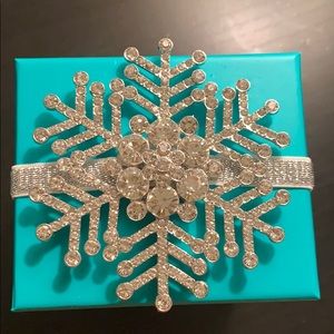 Tieks Box with Limited Edition Snowflake Topper